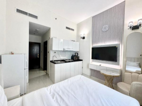 Convenient Studio for Rent in the Heart of Dubai, Sheikh Zayed Road